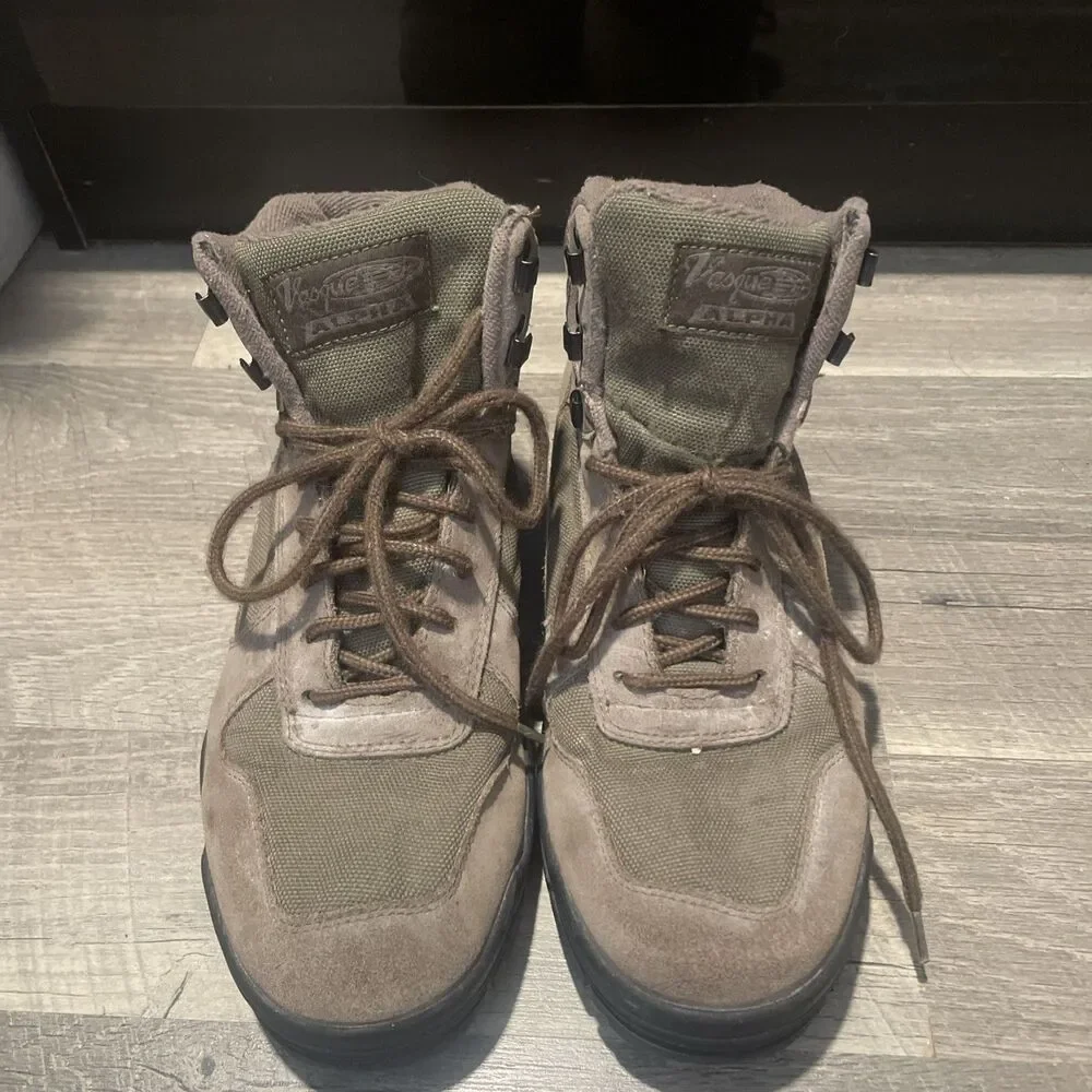 Vintage Vasque Alpha Hiking Boots Mens 11.5 Grey Suede Gorpcore Retro